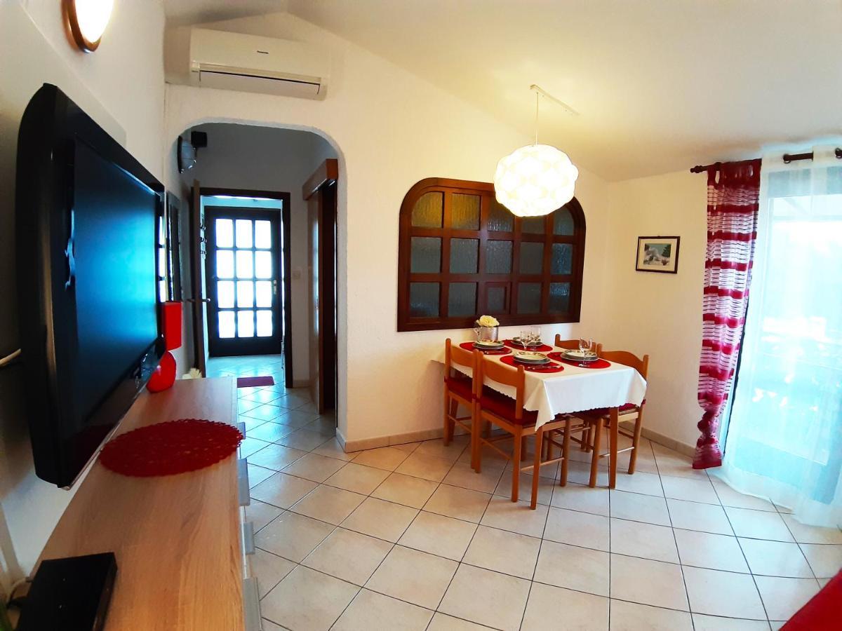 Apartments Zrinka 793 Poreč Eksteriør bilde