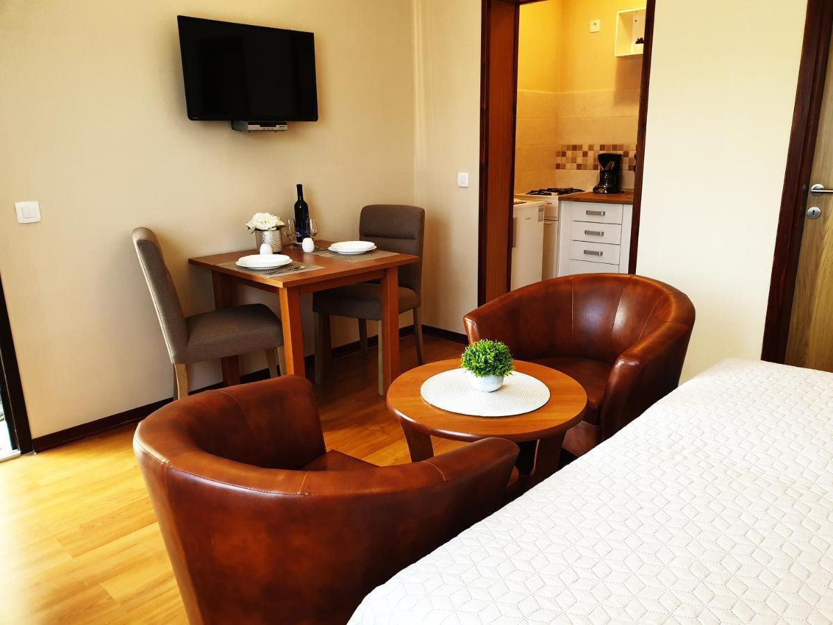 Apartments Zrinka 793 Poreč Eksteriør bilde
